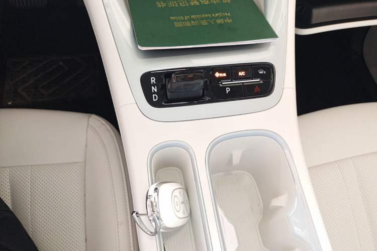 Used Geely Galaxy Geome 2026 Model 310km Youth Edition Gear Lever