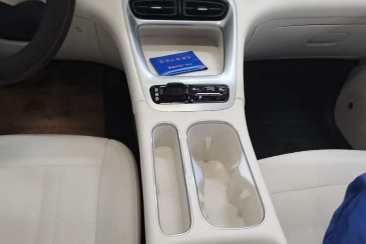 Used Geely Galaxy Geome 2026 Model 310km Dream Edition Gear Lever