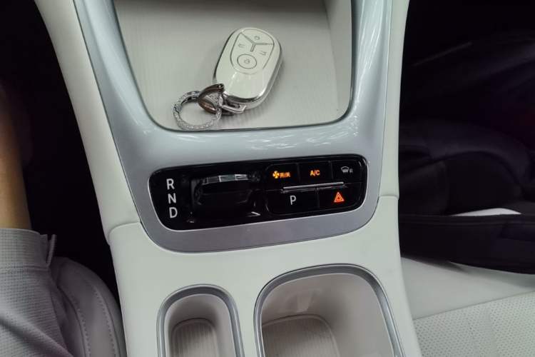 Used Geely Galaxy Geome 2026 Model 310km Dream Edition Gear Lever