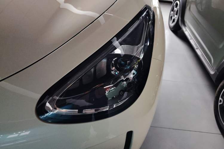 Used Geely Galaxy Geome 2026 Model 310km Youth Edition Left Front Headlight