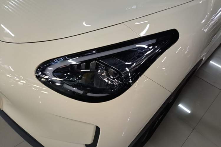 Used Geely Galaxy Geome 2026 Model 410km Freedom Edition Left Front Headlight