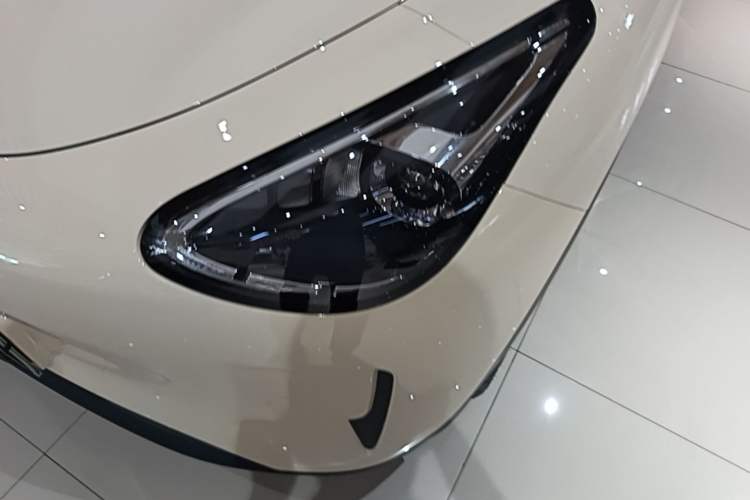 Used Geely Galaxy Geome 2026 Model 310km Youth Edition Left Front Headlight