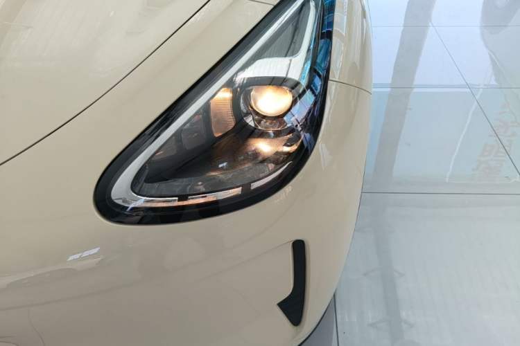 Used Geely Galaxy Geome 2026 Model 310km Youth Edition Left Front Headlight