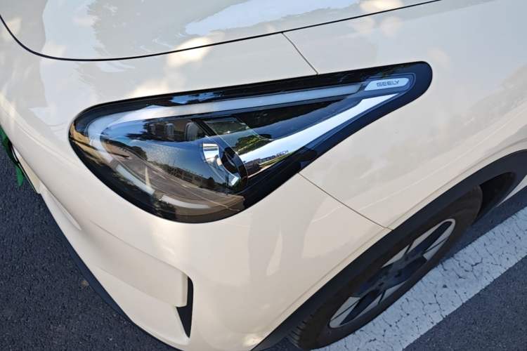 Used Geely Galaxy Geome 2026 Model 410km Freedom Edition Left Front Headlight