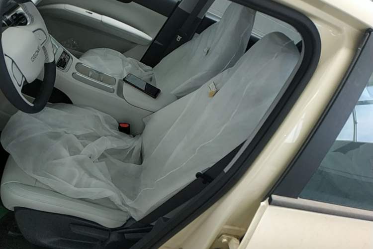 Used Geely Galaxy Geome 2026 Model 310km Youth Edition Left Front Seat