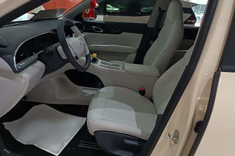 Used Geely Galaxy Geome 2026 Model 310km Youth Edition Left Front Seat
