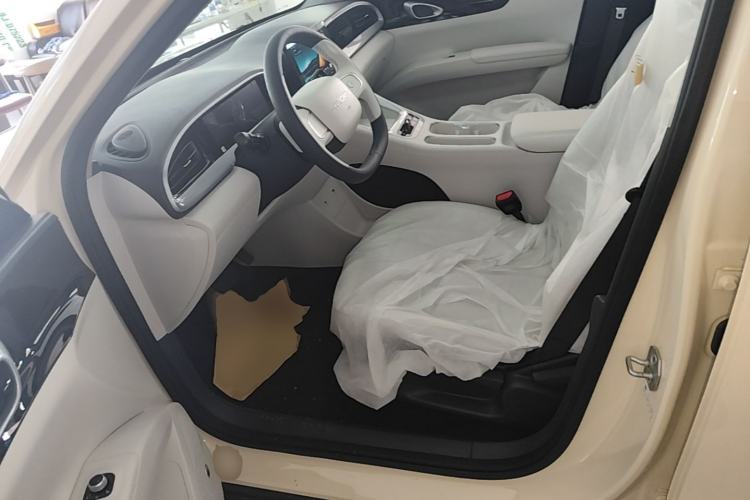 Used Geely Galaxy Geome 2026 Model 310km Youth Edition Left Front Seat