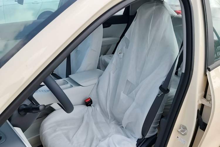 Used Geely Galaxy Geome 2026 Model 310km Youth Edition Left Front Seat