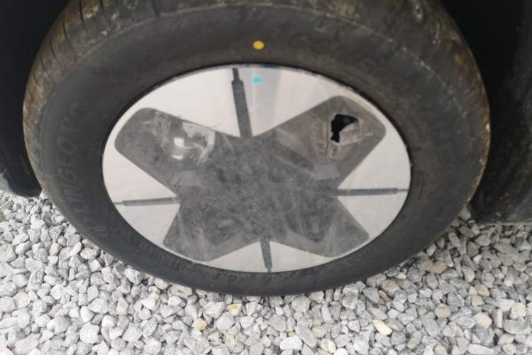 Used Geely Galaxy Geome 2026 Model 310km Dream Edition Left Front Wheel Hub
