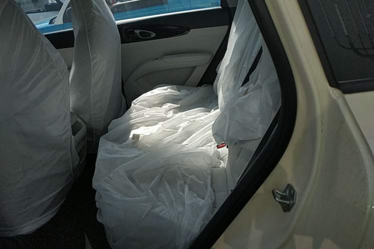 Used Geely Galaxy Geome 2026 Model 310km Youth Edition Left Rear Seat