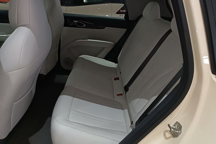 Used Geely Galaxy Geome 2026 Model 310km Youth Edition Left Rear Seat
