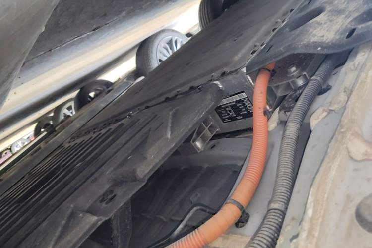 Used Geely Galaxy Geome 2026 Model 310km Youth Edition Left Side Sill