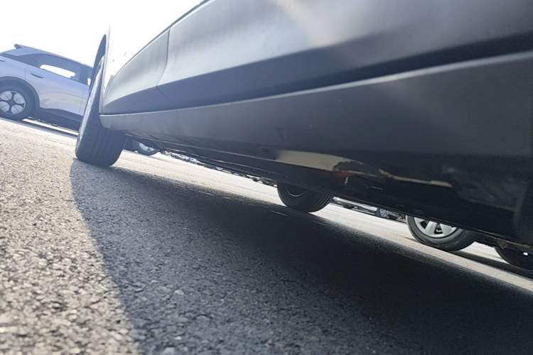 Used Geely Galaxy Geome 2026 Model 310km Youth Edition Left Side Sill