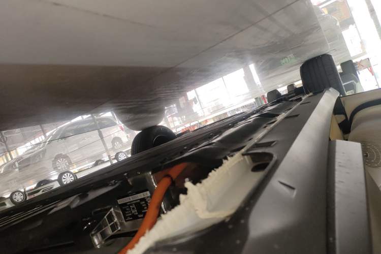 Used Geely Galaxy Geome 2026 Model 310km Youth Edition Left Side Sill