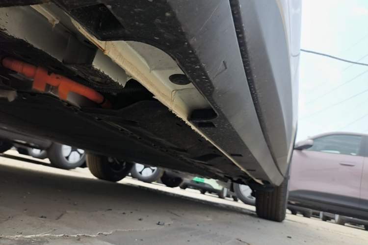 Used Geely Galaxy Geome 2026 Model 410km Carefree Edition Left Side Sill