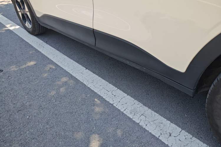 Used Geely Galaxy Geome 2026 Model 410km Freedom Edition Left Side Sill