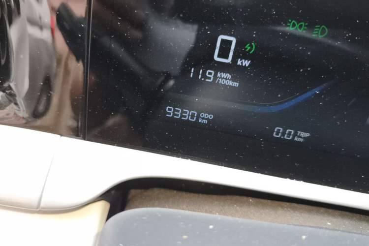 Used Geely Galaxy Geome 2026 Model 410km Freedom Edition Odometer Close Up