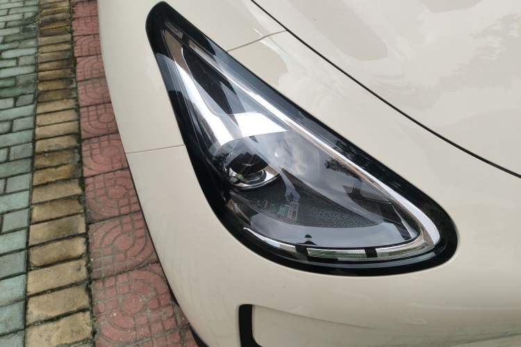 Used Geely Galaxy Geome 2026 Model 310km Youth Edition Right Front Headlight