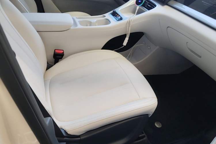 Used Geely Galaxy Geome 2026 Model 310km Youth Edition Right Front Seat