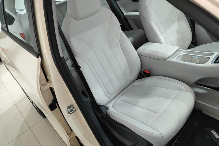 Used Geely Galaxy Geome 2026 Model 310km Youth Edition Right Front Seat