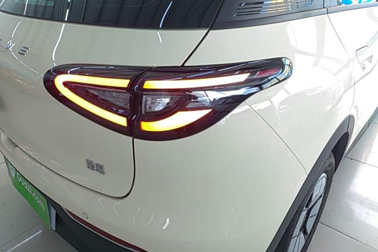 Used Geely Galaxy Geome 2026 Model 310km Youth Edition Right Rear Taillight