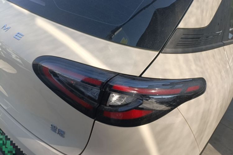 Used Geely Galaxy Geome 2026 Model 310km Dream Edition Right Rear Taillight