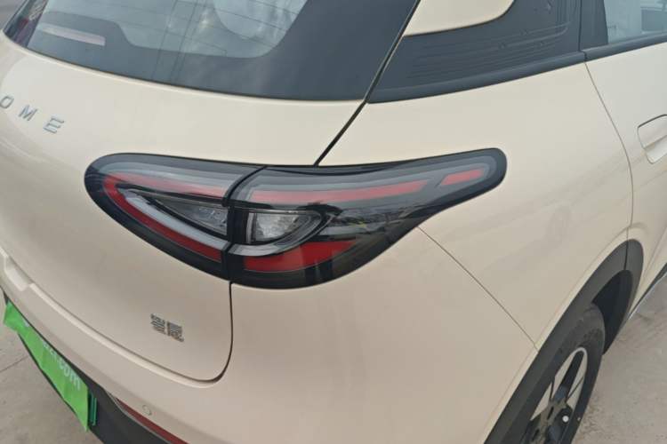 Used Geely Galaxy Geome 2026 Model 310km Dream Edition Right Rear Taillight