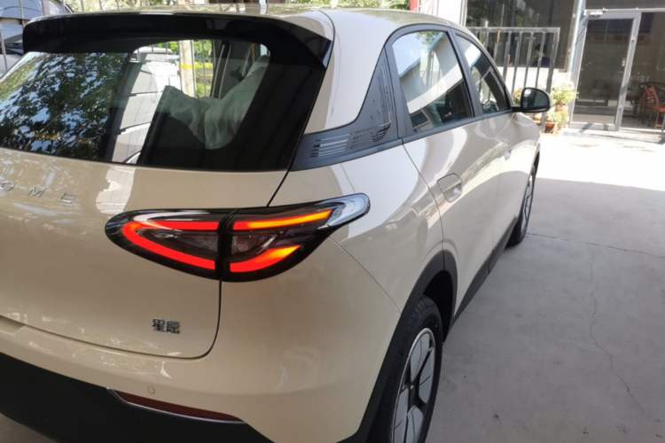 Used Geely Galaxy Geome 2026 Model 310km Youth Edition Right Rear Taillight