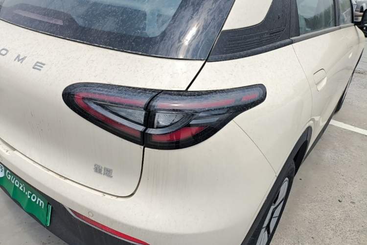 Used Geely Galaxy Geome 2026 Model 410km Carefree Edition Right Rear Taillight