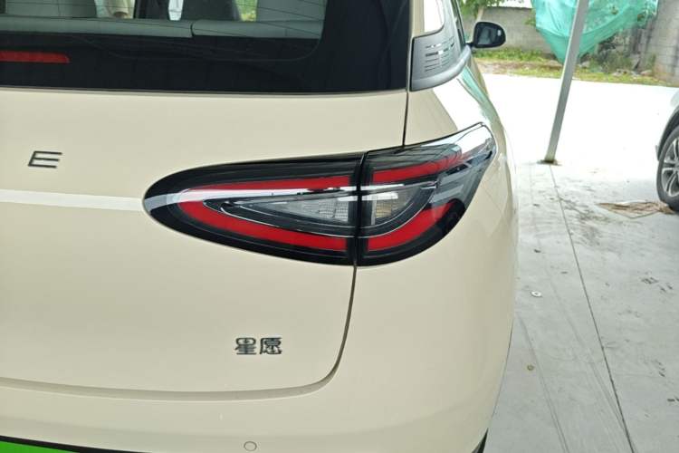 Used Geely Galaxy Geome 2026 Model 310km Dream Edition Right Rear Taillight