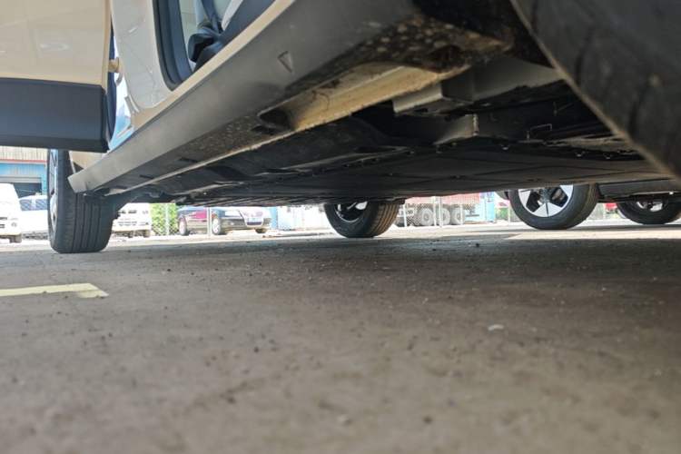Used Geely Galaxy Geome 2026 Model 310km Youth Edition Right Side Sill