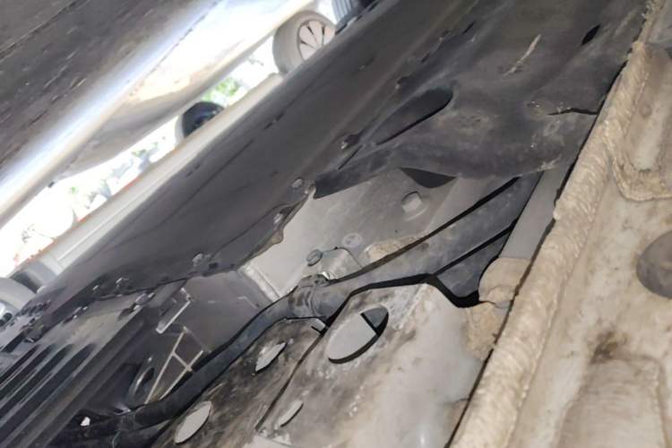 Used Geely Galaxy Geome 2026 Model 310km Youth Edition Right Side Sill