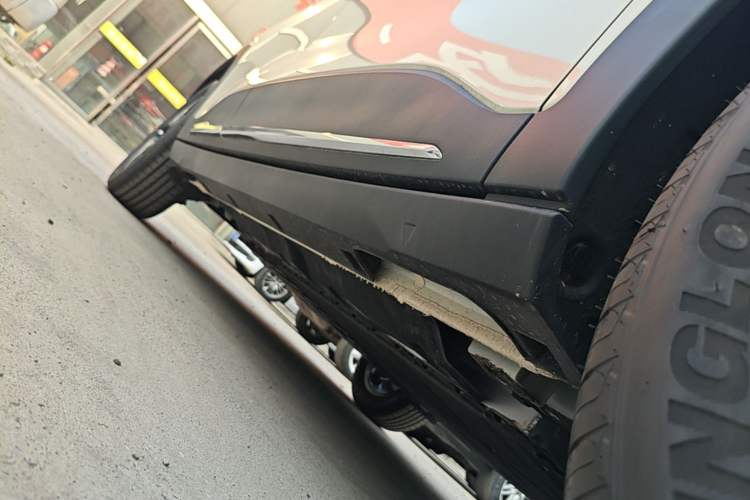 Used Geely Galaxy Geome 2026 Model 310km Dream Edition Right Side Sill