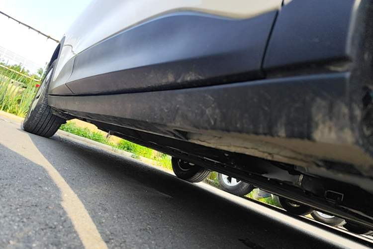 Used Geely Galaxy Geome 2026 Model 310km Youth Edition Right Side Sill
