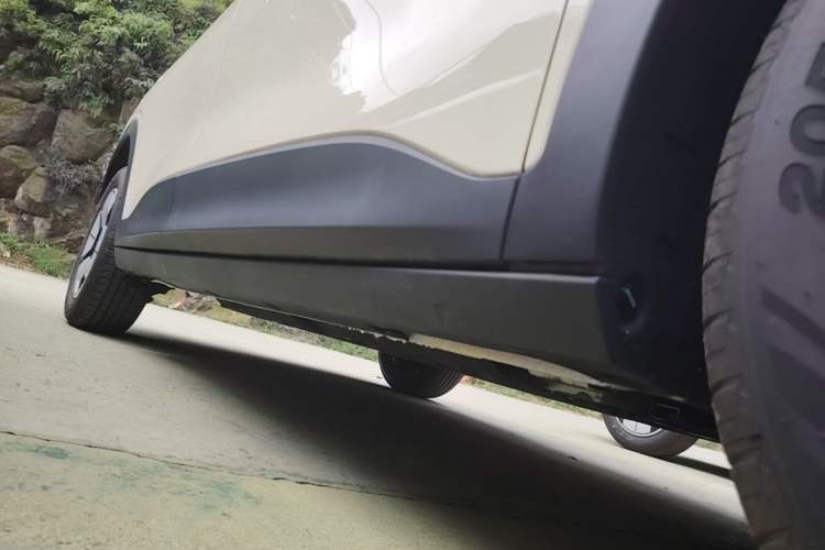 Used Geely Galaxy Geome 2026 Model 310km Youth Edition Right Side Sill