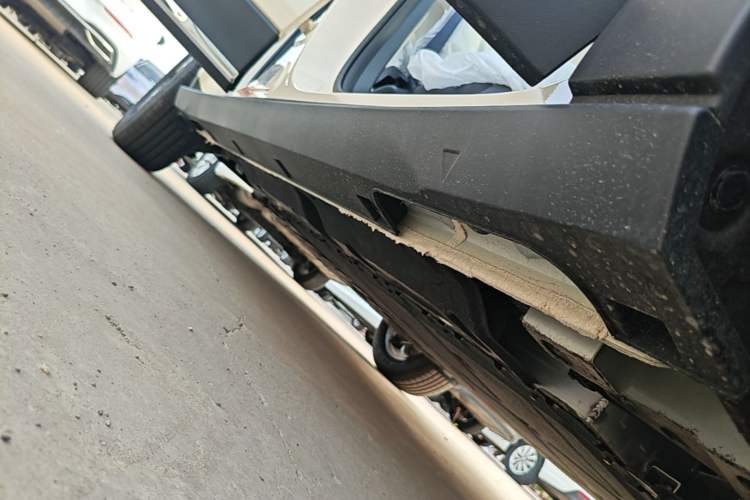 Used Geely Galaxy Geome 2026 Model 310km Dream Edition Right Side Sill