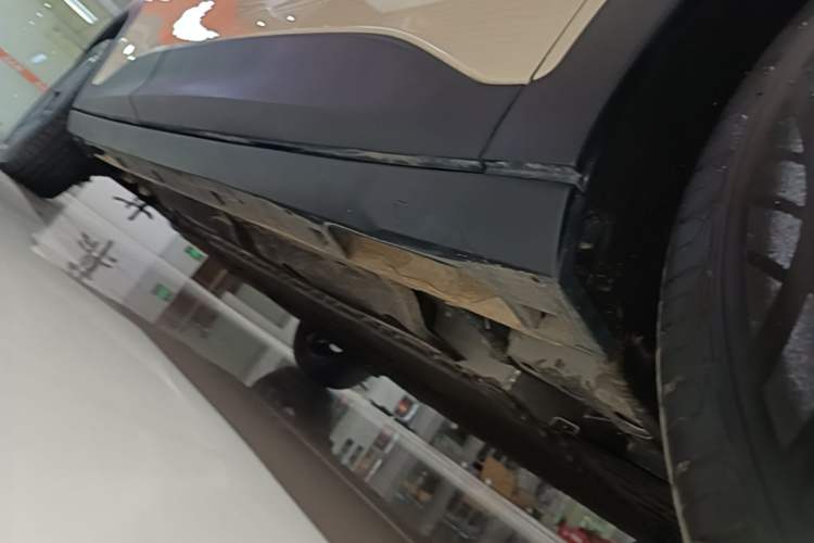 Used Geely Galaxy Geome 2026 Model 310km Youth Edition Right Side Sill
