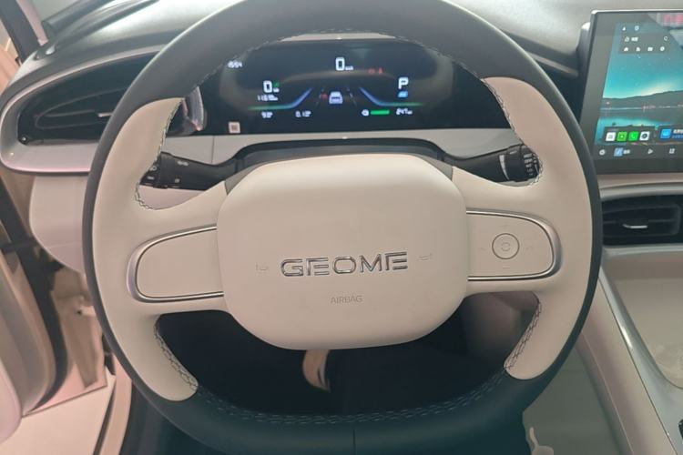 Used Geely Galaxy Geome 2026 Model 310km Youth Edition Steering Wheel