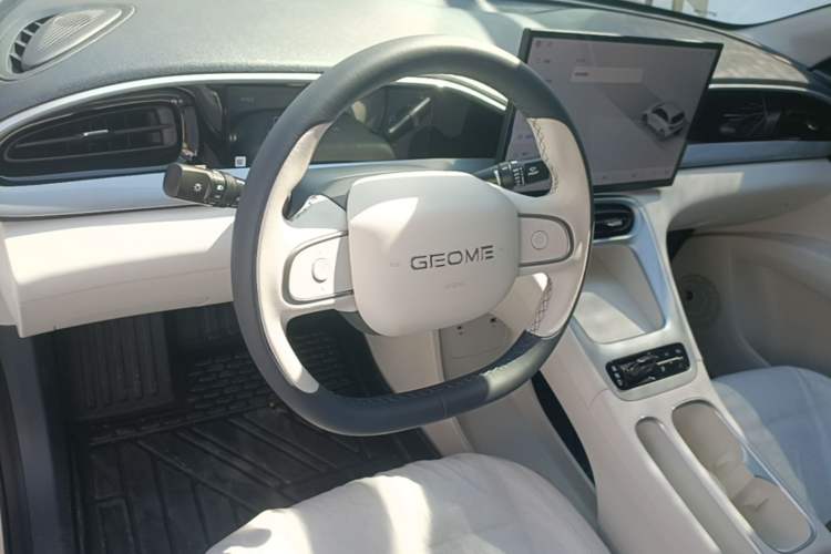 Used Geely Galaxy Geome 2026 Model 310km Dream Edition Steering Wheel