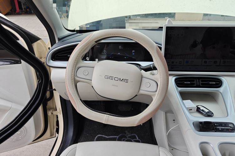 Used Geely Galaxy Geome 2026 Model 310km Dream Edition Steering Wheel