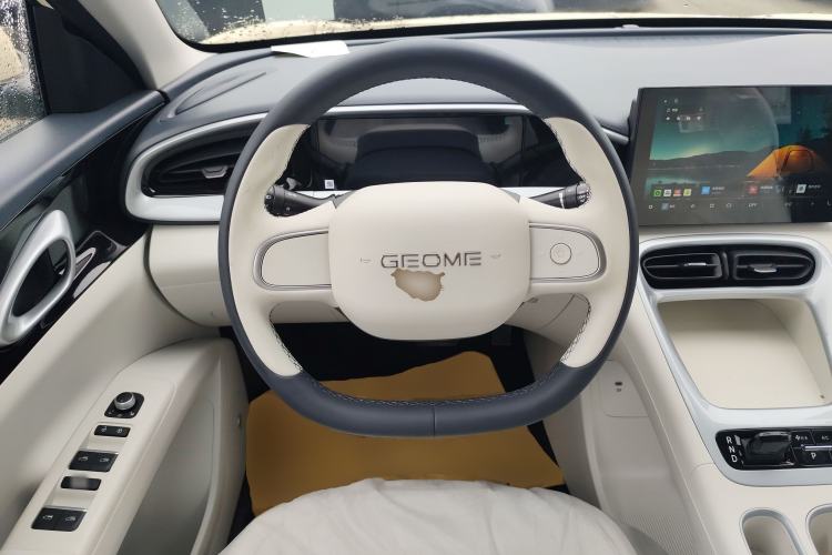 Used Geely Galaxy Geome 2026 Model 310km Youth Edition Steering Wheel