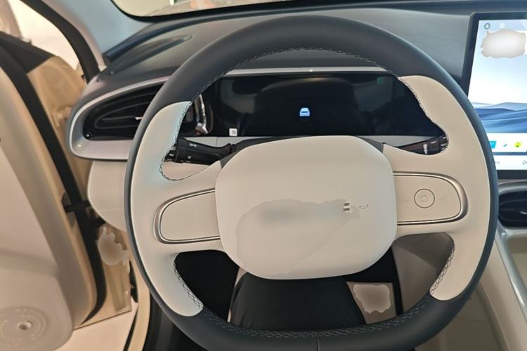 Used Geely Galaxy Geome 2026 Model 410km Freedom Edition Steering Wheel