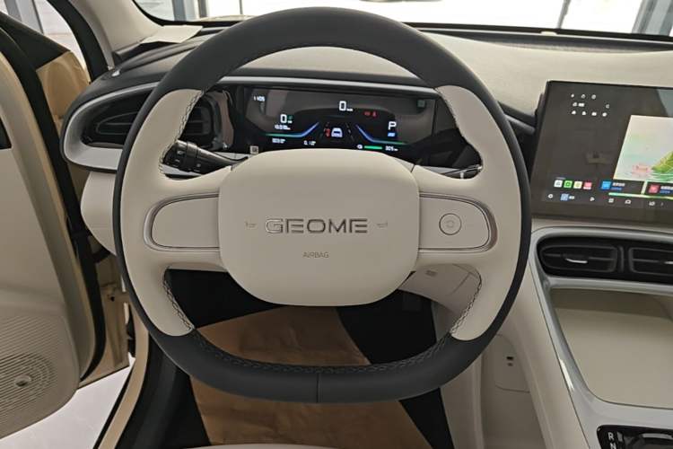 Used Geely Galaxy Geome 2026 Model 310km Youth Edition Steering Wheel