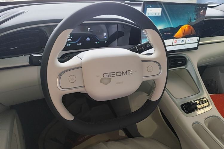 Used Geely Galaxy Geome 2026 Model 310km Dream Edition Steering Wheel
