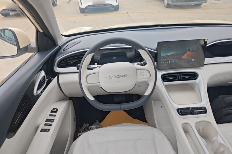 Used Geely Galaxy Geome 2026 Model 310km Youth Edition Steering Wheel