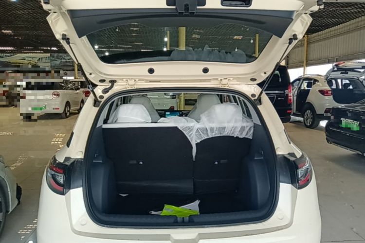 Used Geely Galaxy Geome 2026 Model 310km Youth Edition Trunk