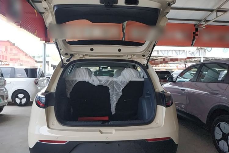 Used Geely Galaxy Geome 2026 Model 310km Youth Edition Trunk
