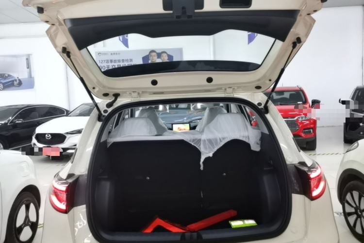 Used Geely Galaxy Geome 2026 Model 310km Youth Edition Trunk