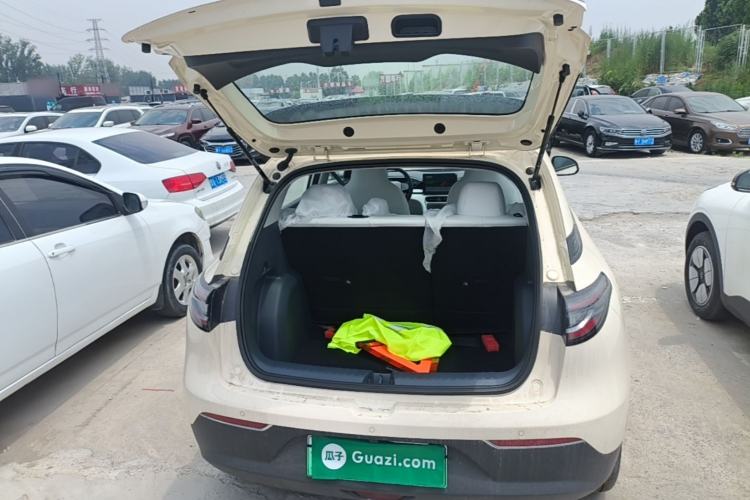 Used Geely Galaxy Geome 2026 Model 410km Carefree Edition Trunk