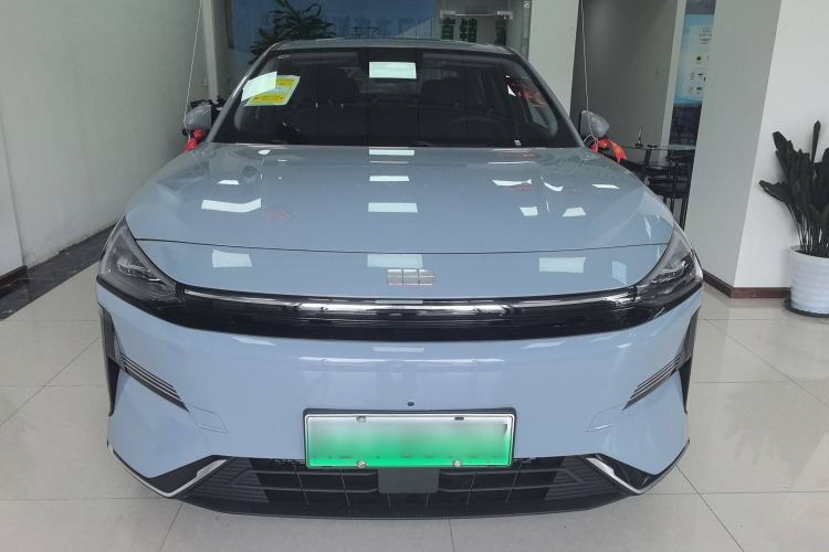 Used Geely Galaxy L6 2024 125km PLUS Dragon Edition Exterior 1